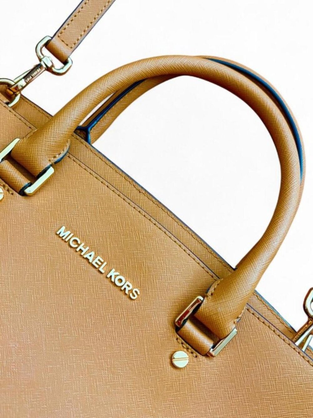 Michael Kors Selma Large Saffiano Leather Satchel Camel/Tan - Picture 5 of 6